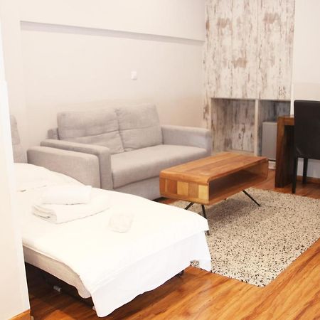 Apollon Filoxenia Hotel Corinth ภายนอก รูปภาพ