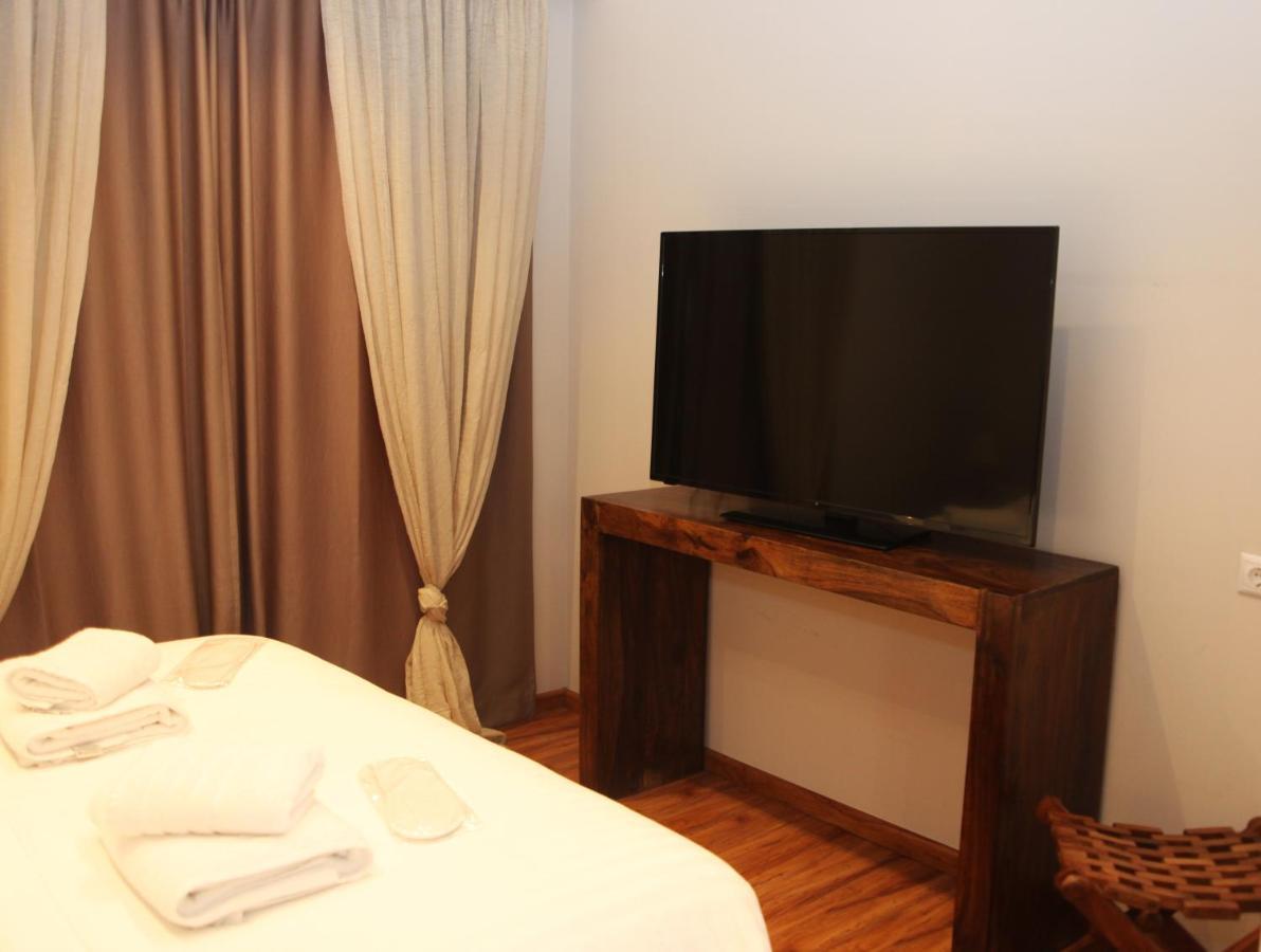 Apollon Filoxenia Hotel Corinth ภายนอก รูปภาพ