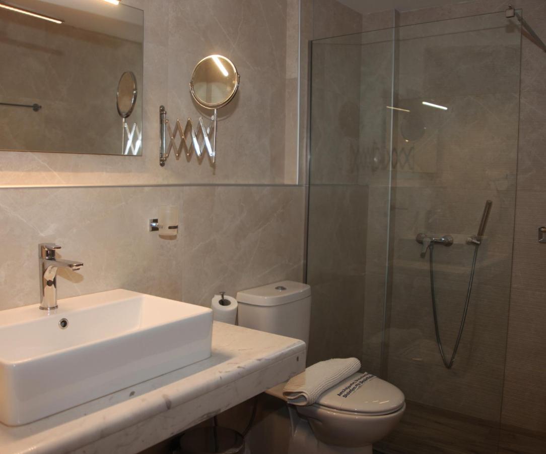 Apollon Filoxenia Hotel Corinth ภายนอก รูปภาพ