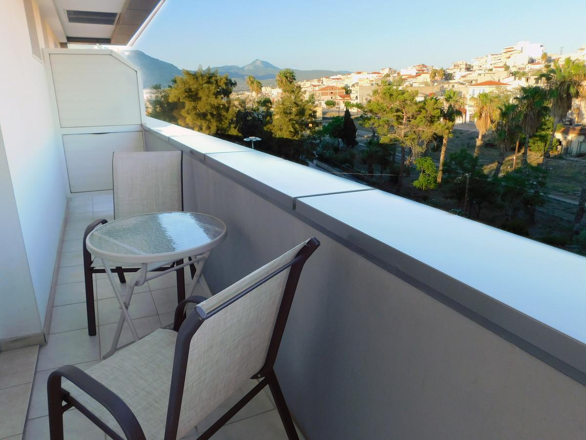Apollon Filoxenia Hotel Corinth ภายนอก รูปภาพ